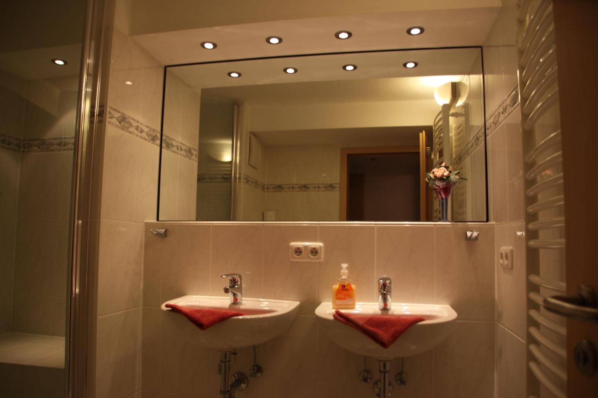 Ferienwohnung Am Zierhutbach Kranzberg 米滕瓦尔德 外观 照片